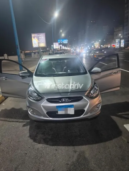 Hyundai Accent RB 2012 Silver Used for Sale - 1