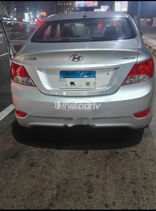 Hyundai Accent RB 2012 Silver Used for Sale - 2