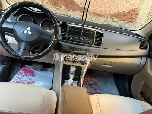 ميتسوبيشي لانسر اى اكس شارك 2017 أحمر مستعملة للبيع - 4