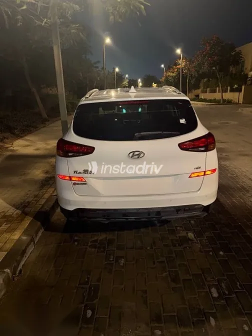 Hyundai Tucson 2021 White Used for Sale - 1