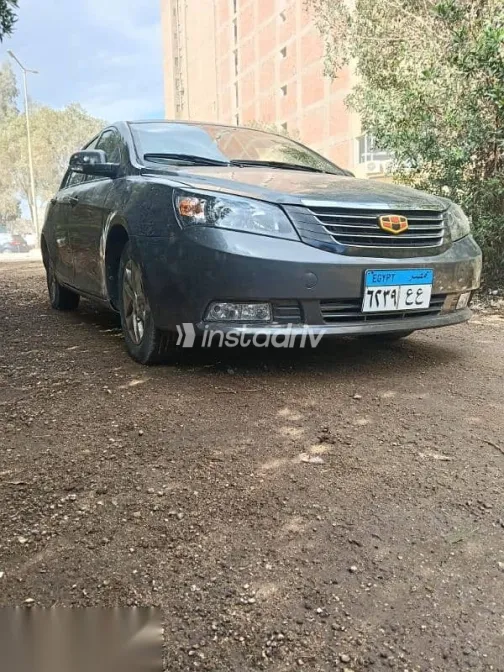 جيلي امجراند 2019 رمادي مستعملة للبيع - 3