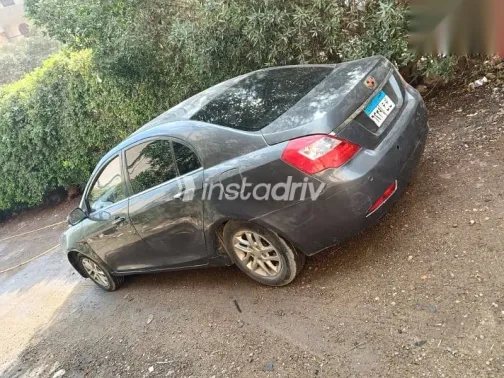 جيلي امجراند 2019 رمادي مستعملة للبيع - 9