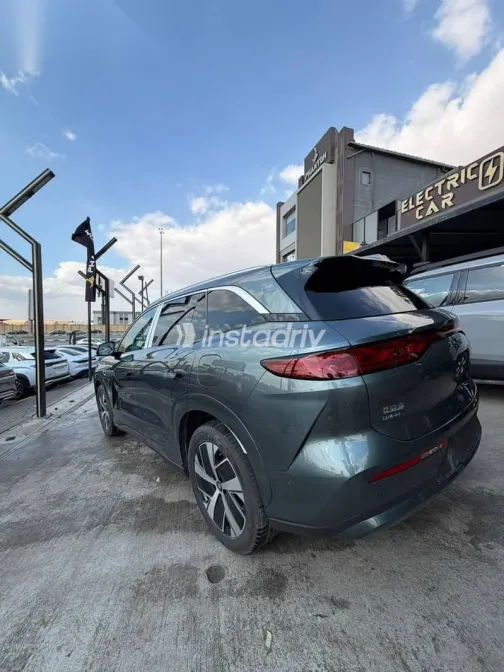 بى واى دى‬ تانج 2025 أزرق غامق جديدة للبيع - 7