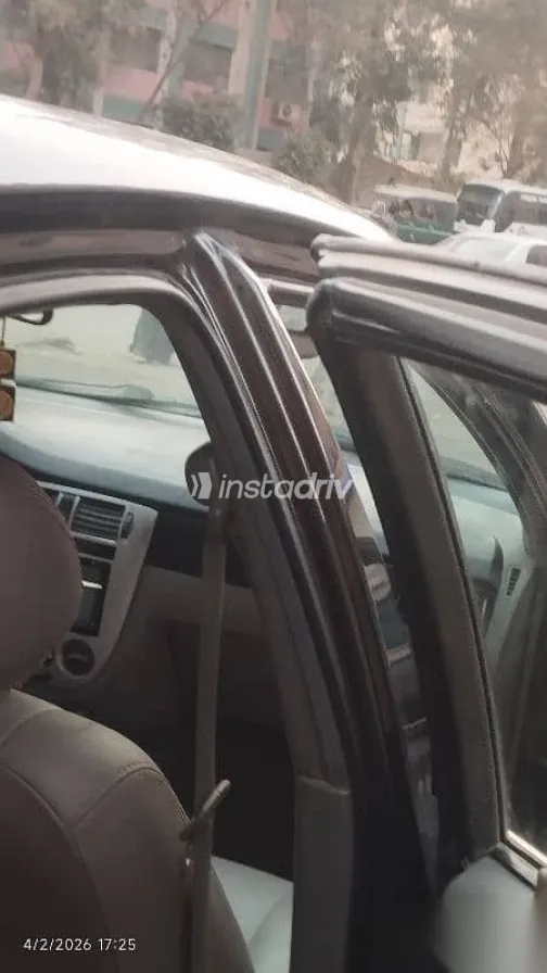 شيفروليه أوبترا 2010 أسود مستعملة للبيع - 5