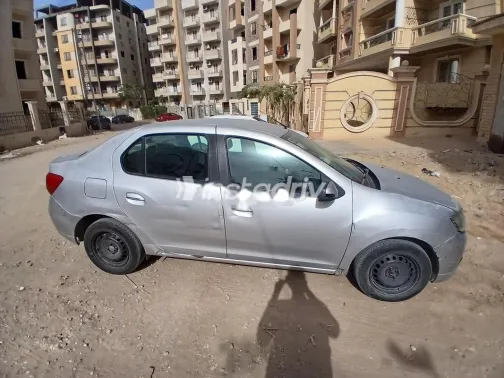 Renault Logan 2016 Silver Used for Sale - 5