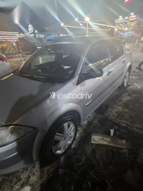 رينو ميجان 2005 فضي مستعملة للبيع - 6