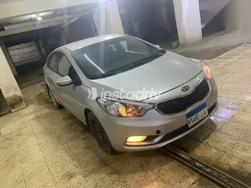Kia Cerato 2015 Gray Used for Sale - 1