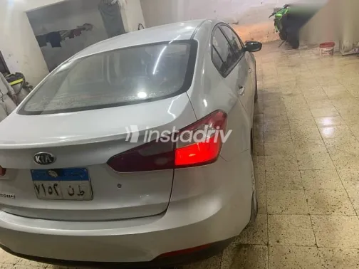 Kia Cerato 2015 Gray Used for Sale - 3