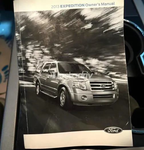 Ford Expedition 2013 White Used for Sale - 9