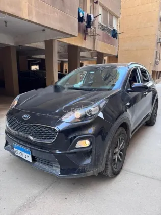 كيا سبورتاج 2021 أبيض مستعملة للبيع