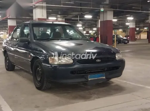 فورد اسكورت 1998 أزرق غامق مستعملة للبيع - 1