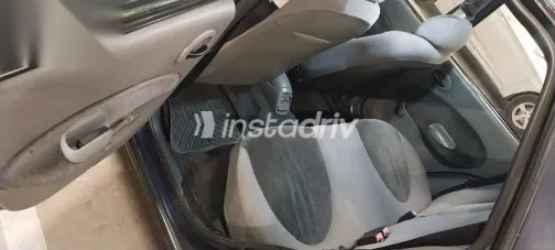 فورد اسكورت 1998 أزرق غامق مستعملة للبيع - 3