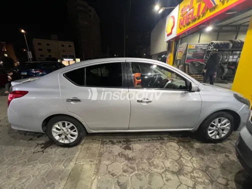 نيسان صنى 2016 أبيض مستعملة للبيع - 7