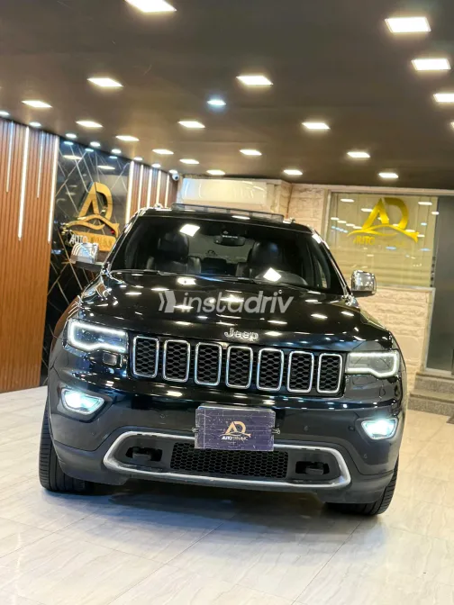 جيب جراند شيروكي 2021 أبيض مستعملة للبيع - 1