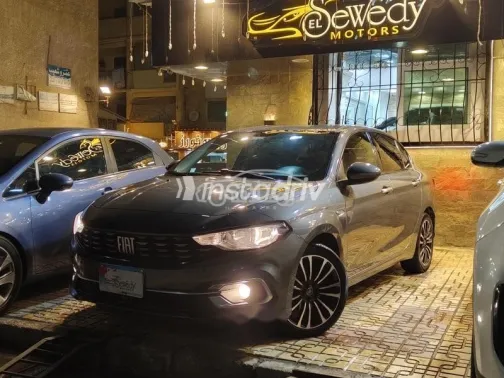 Fiat Tipo 2022 Gray Used for Sale - 5