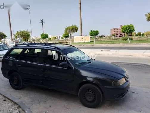 فولكس فاغن باراتى 2006 أزرق غامق مستعملة للبيع - 2