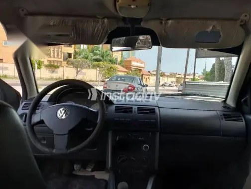 فولكس فاغن باراتى 2006 أزرق غامق مستعملة للبيع - 3