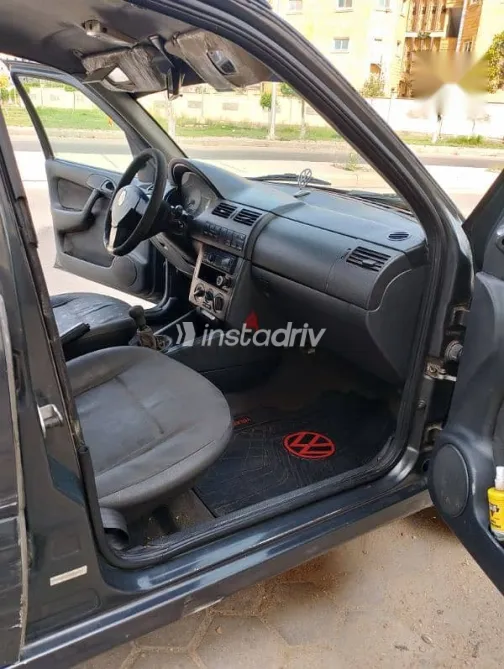 فولكس فاغن باراتى 2006 أزرق غامق مستعملة للبيع - 5