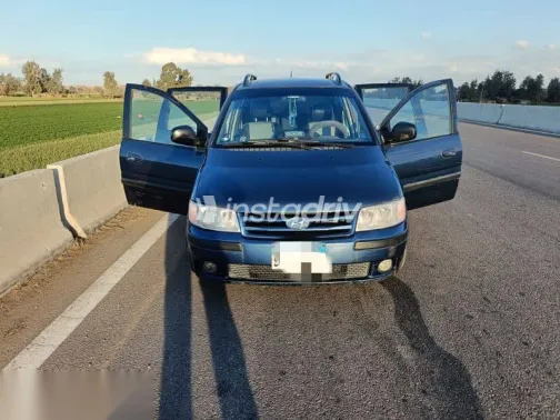 هيونداي ماتريكس 2008 أزرق غامق مستعملة للبيع - 3