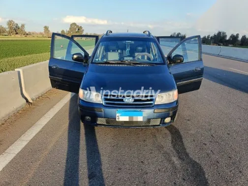 هيونداي ماتريكس 2008 أزرق غامق مستعملة للبيع - 4