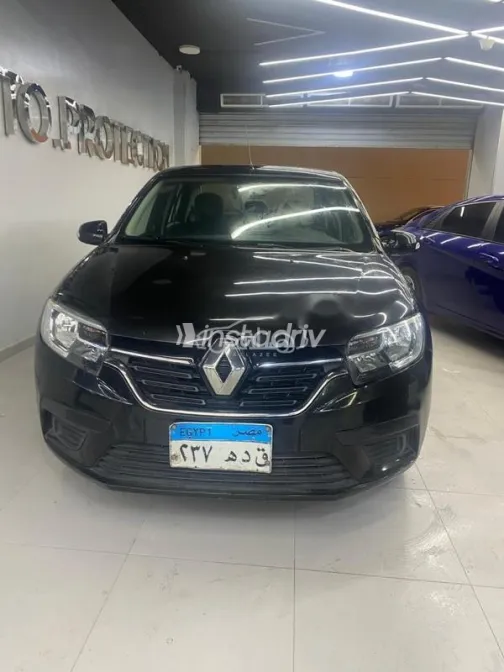 رينو لوجان 2018 أبيض مستعملة للبيع - 1