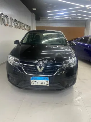 رينو لوجان 2018 أبيض مستعملة للبيع