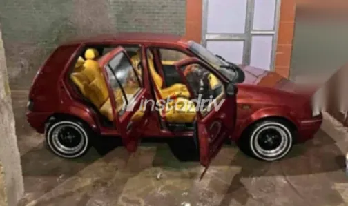 Daihatsu Charade 1990 Burgundy Used for Sale - 1