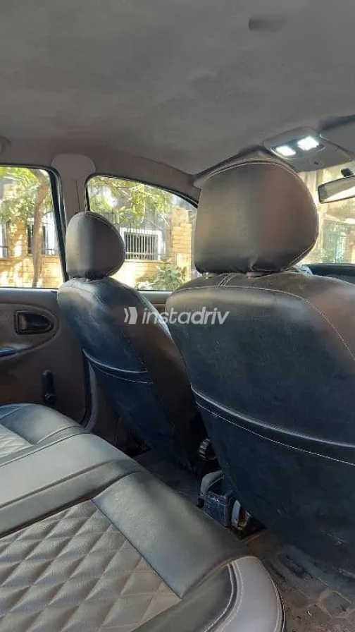 رينو ميجان 2001 أخضر مستعملة للبيع - 1