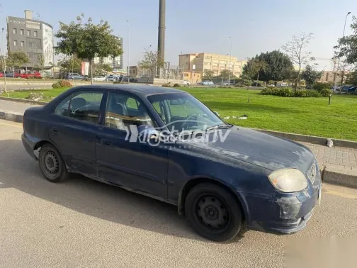 هيونداي فيرنا 2007 أزرق غامق مستعملة للبيع - 1