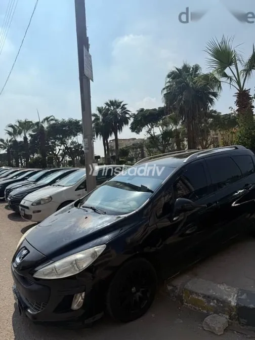 Peugeot 308 2010 Black Used for Sale - 3