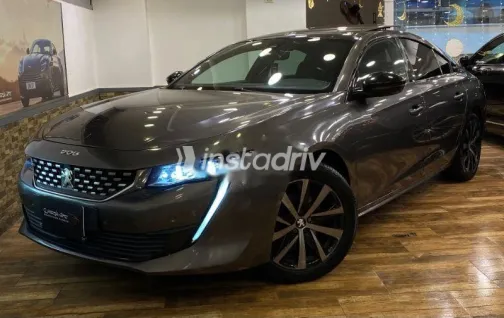 بيجو 508 2020 رمادي مستعملة للبيع - 2