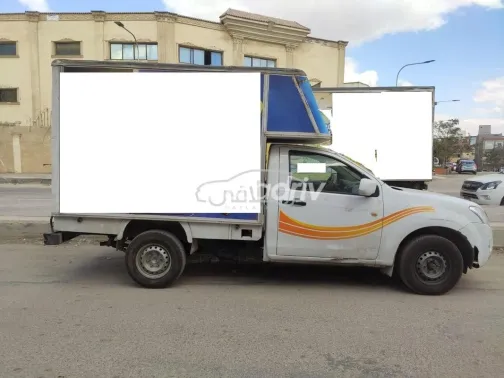 شيفروليه الدبابة الفئة ت 2018 أبيض مستعملة للبيع - 2