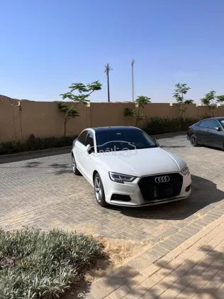 اودي A3 2019 أبيض مستعملة للبيع