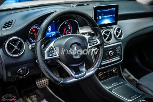 مرسيدس CLA 200 2018 أبيض مستعملة للبيع - 5