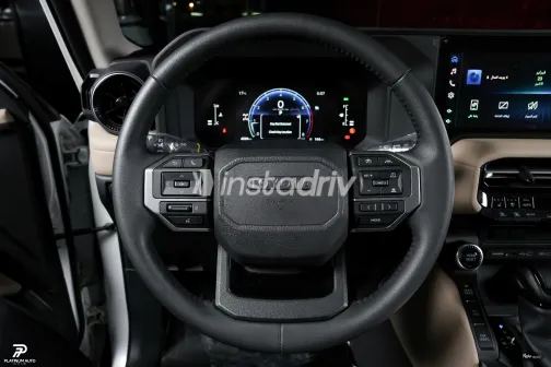 تويوتا لاند كروزر 2025 أبيض مستعملة للبيع - 2