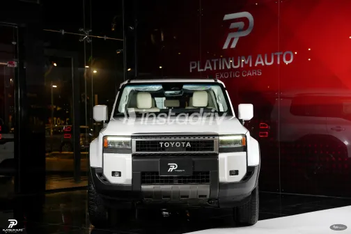 تويوتا لاند كروزر 2025 أبيض مستعملة للبيع - 3