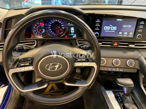 Hyundai Elantra CN7 2022 White Used for Sale - 8