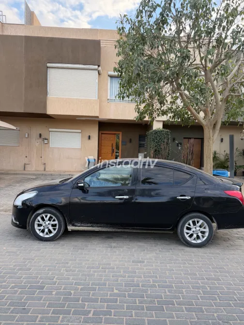 Nissan Sunny 2019 White Used for Sale - 3