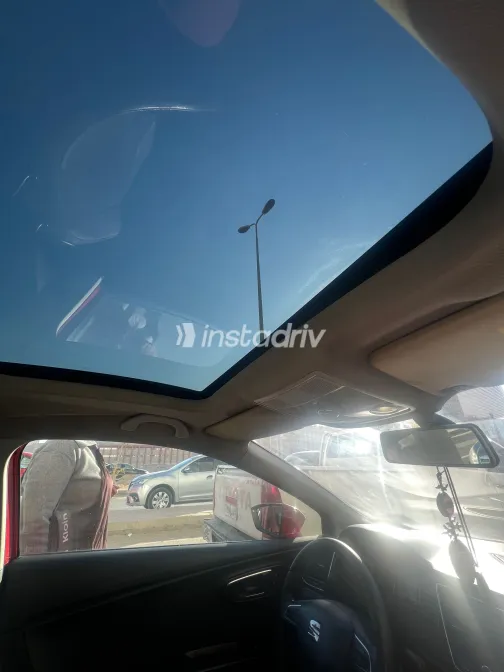 سيات ليون 2015 أبيض مستعملة للبيع - 1