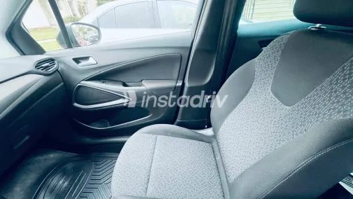 اوبل كروس لاند 2022 أبيض مستعملة للبيع - 9