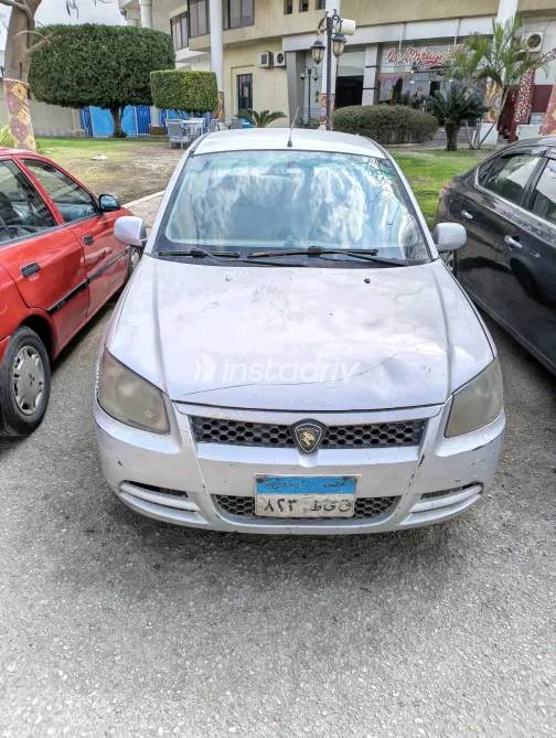 بروتون ساجا 2011 أبيض مستعملة للبيع - 5