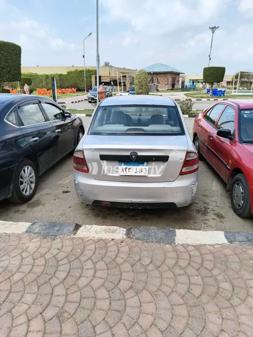 بروتون ساجا 2011 أبيض مستعملة للبيع - 8