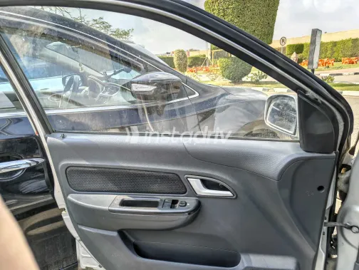 بروتون ساجا 2011 أبيض مستعملة للبيع - 9