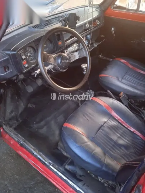 فيات نوفا 1977 أحمر مستعملة للبيع - 3