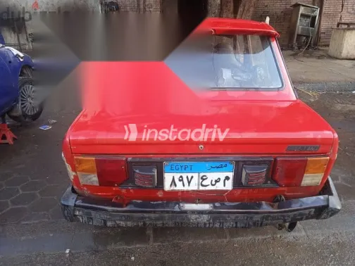 فيات نوفا 1977 أحمر مستعملة للبيع - 7