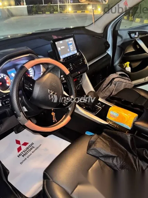 ميتسوبيشي اكليبس 2022 رمادي مستعملة للبيع - 1