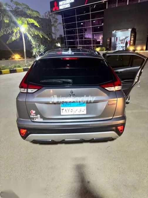 ميتسوبيشي اكليبس 2022 رمادي مستعملة للبيع - 5
