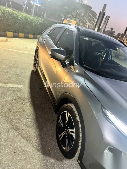 ميتسوبيشي اكليبس 2022 رمادي مستعملة للبيع - 6