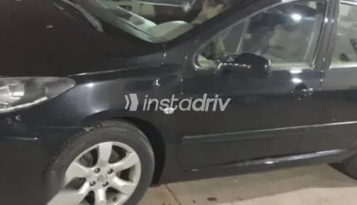 بيجو 307 2006 أسود مستعملة للبيع - 3