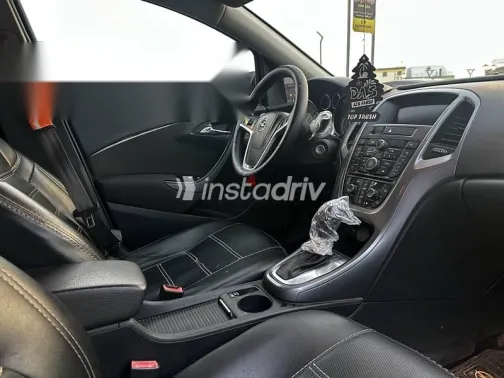 اوبل أسترا 2019 أسود مستعملة للبيع - 5